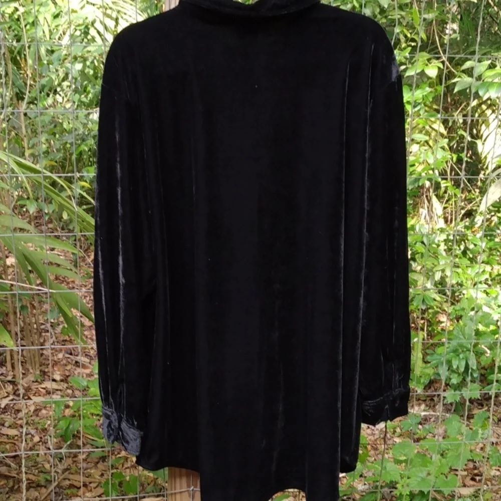 Slinky Velvet Button Down Top NWOT Sz.2X - Picture 5 of 6